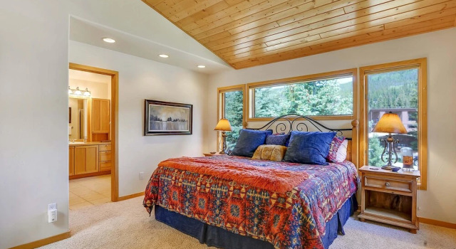 Slopeside 202 3 Bedroom Holiday Home by Winter Park Lodging Company, Забронировать Апартаменты/квартира Винтер Парк Winter Park - Fraser, рядом с Лыжный подъёмник Discovery