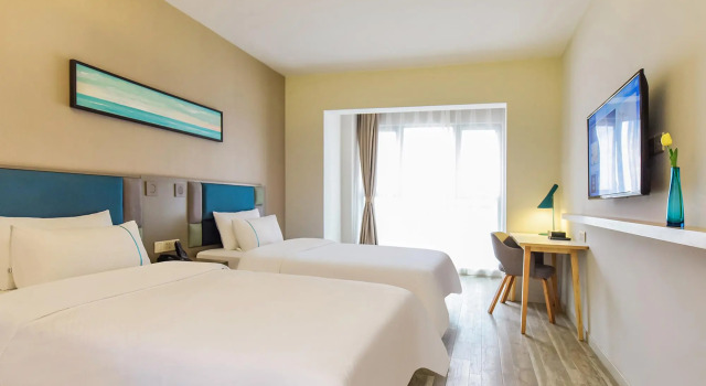 Hanting Hotel Xingyi, Book Hotel Hotels in Qianxinan with Parking, Parking