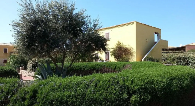 Апартаменты с 2 комнатами с видом на сад Residence Lu Lamoni Costa Nord