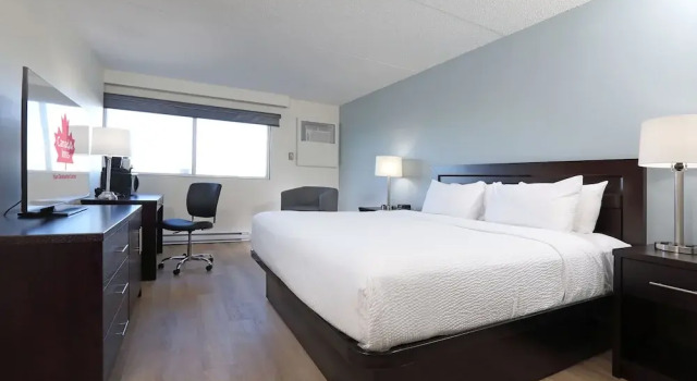 Номер Deluxe Canad Inns Destination Centre Polo Park