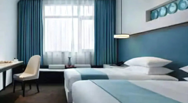 East Select Hotel