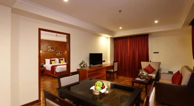 Люкс JVK Park Hotel