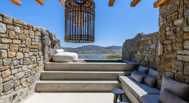 Полулюкс Panormos Bay Suites