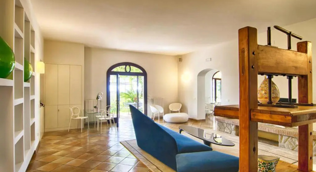 Вилла Amore Rentals - Villa Amiela