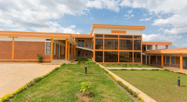 Cenetra Hotel