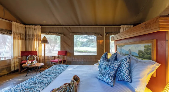Трёхместный номер Standard с балконом Sentrim Amboseli Lodge