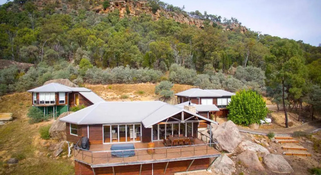 Коттедж Milbrodale Lodge