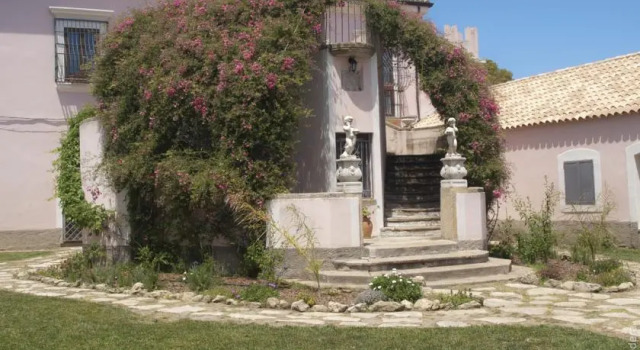 Villa Zurlo, Varaa Villa Crotone Calabria