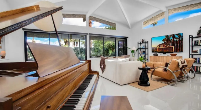 Canyon Palm in Palm Springs, Забронировать Апартаменты/квартира Отели Палм-Спрингса с парковкой, рядом с Гольф-клуб Canyon Country Club North, Парковка