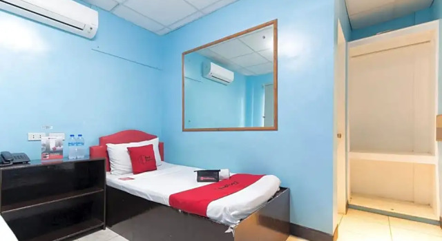 Номер Standard RedDoorz @ Picas Sagkahan Tacloban