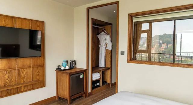 HLS Dalat Lodge, Book Hotel Da Lat Lam Dong