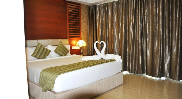 Люкс Grand с балконом Lake Palace Trivandrum