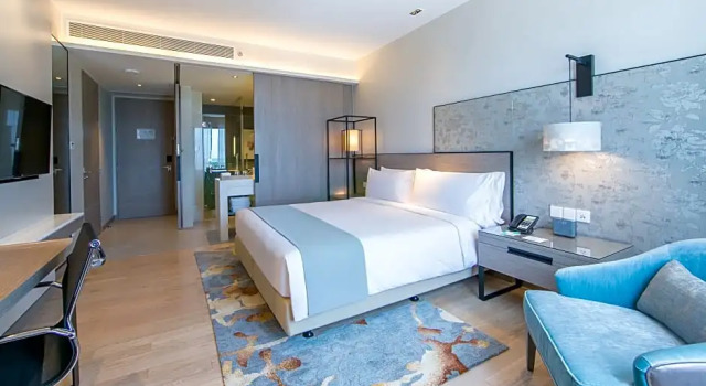Двухместный номер Standard с видом на горы Holiday Inn & Suites Rayong City Centre by IHG
