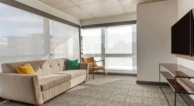 Люкс Cambria Downtown Phoenix Convention & Airport Hotel