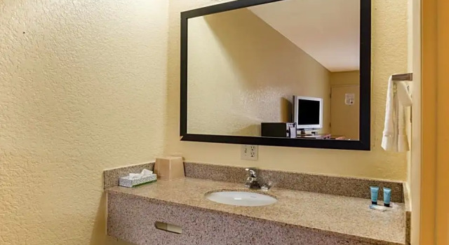 Номер Standard Econo Lodge