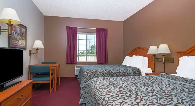 Шестиместный люкс Days Inn by Wyndham Fargo Casselton Waterpark