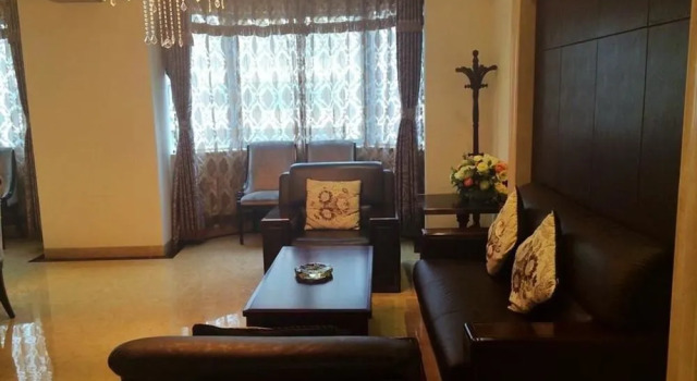 Wen Tao, Rezerwuj Hotel Fengtai 