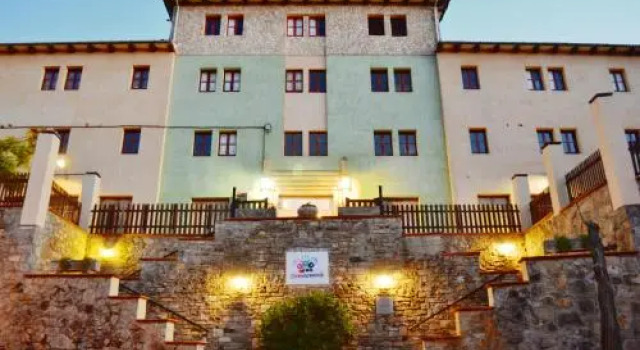 Casa Somsomnis, Забронировать Отель Отели Вальфогона-де-Риукорб 3 звезды, 3*