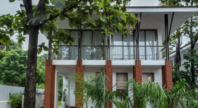 Casa Maxima - 4BR w Private Pool 1km to the Beach, Prenota Villa Nerul 