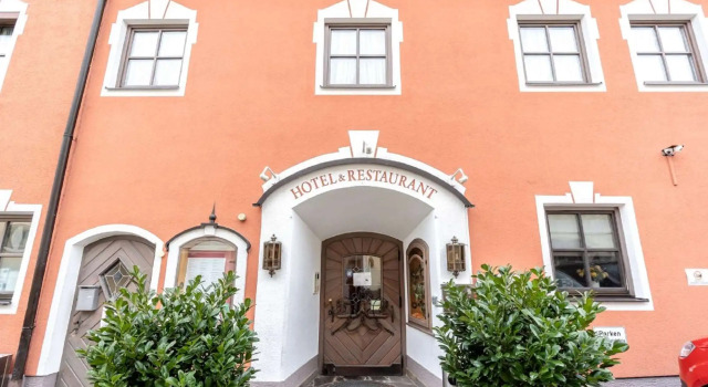Hoelzerbraeu, Rezervovat Hotel Ebersberg Upper Bavaria