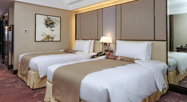 Двухместный номер Premier Diamond Hotel Philippines