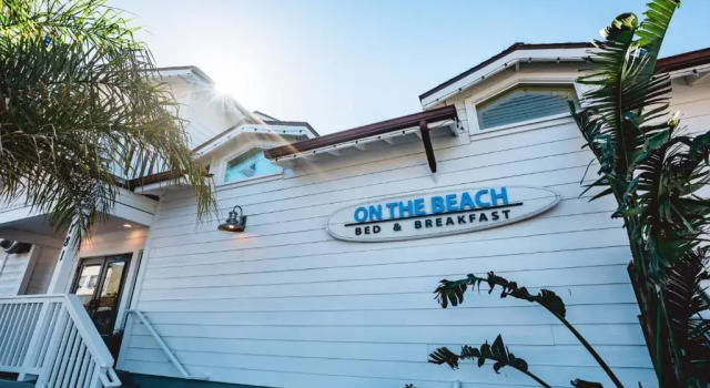 On the Beach Bed and Breakfast, Забронировать Отель «постель и завтрак» Каюкос San Luis Obispo County
