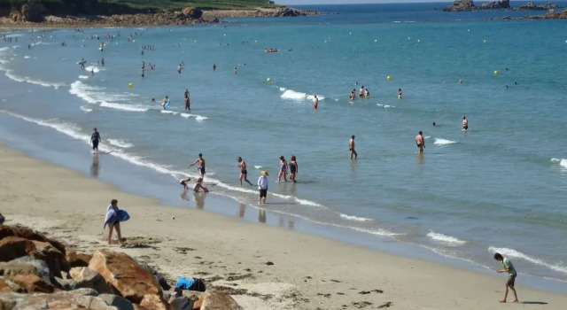 Cottage in Plougasnou Near Stunning Beaches