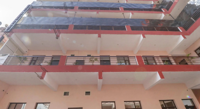 OYO 28205 Hotel Moonlight