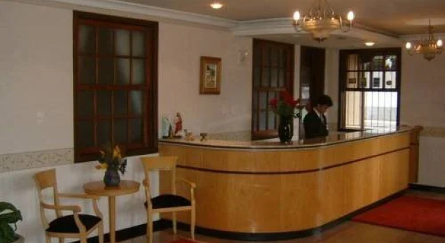 Boroni Palace Hotel, Забронировать Отель Отели Ору-Прету 3 звезды, рядом с Igreja Nossa Senhora do Rosario, 3*