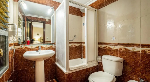 Номер Standard Hotel Gines