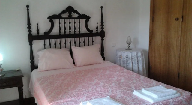 Вилла Historical Charming Vintage Villa with 4 bedrooms & country views 4 Villa by RedAwning
