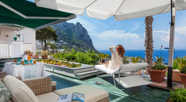 Апартаменты JJ Capri in Capri With 2 Bedrooms and 2 Bathrooms