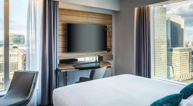 Двухместный номер Superior Novotel London Canary Wharf
