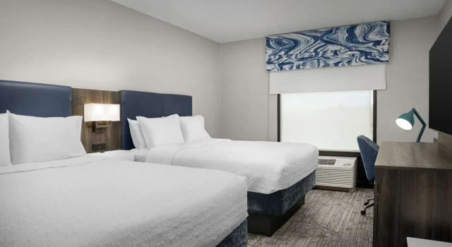 Четырёхместный номер Standard Hampton Inn Easton
