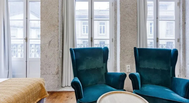 Nada04 · Studio Apartment With Balcony Next to Ribeira