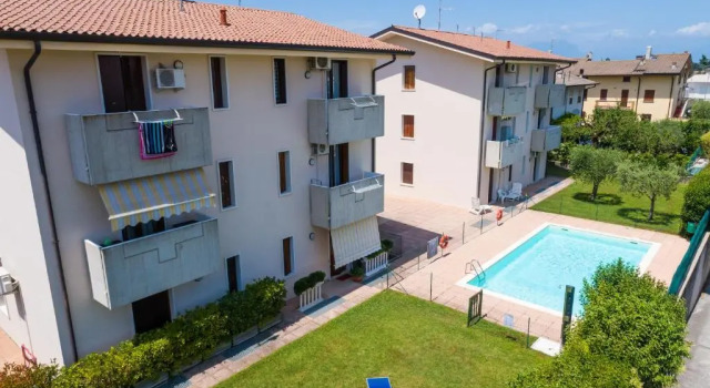 Апартаменты Wolf House - Sirmione Holiday