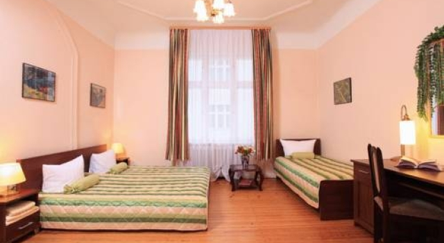 Wohnungen am Berlin-Hauptbahnhof, Book Hotel Hoteller i Berlin med parkering, nær Berlin Central Station, Parkering