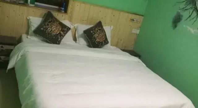 Shenzhen Zhuan Seaside Chinese Inn, Rezerwuj Hotel Hotele w Shenzhen z parkingiem, Parking