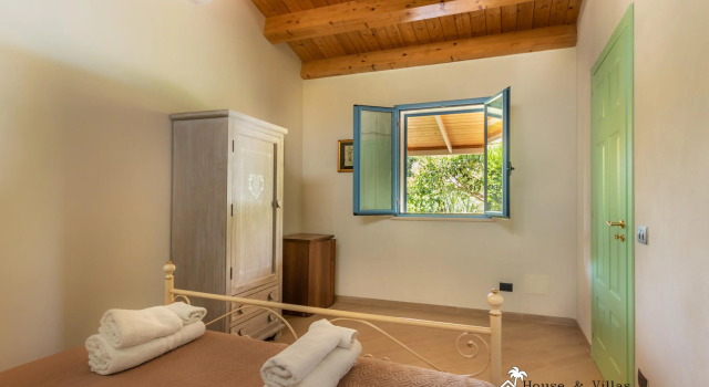 Sr-f943-gmar0bct - Country Chic, Book Vacation Home Hotels in Sicily with Parking, Parking