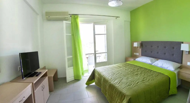 Люкс Vliho Bay Suites & Apartments