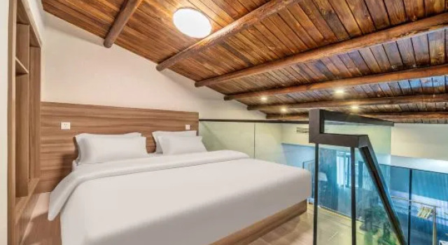 Двухместный люкс Lianci Yike Hotel (Chongqing Ciqikou Subway Station)
