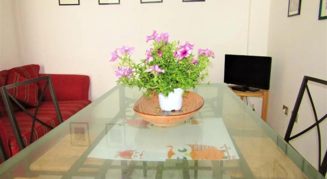 Apartment with 2 bedrooms in Torre San Giovanni with furnished terrace 150 m from the beach, Buchen Sie Ferienwohnung Hotels in Ugento mit Parkplatz, Parkplätze