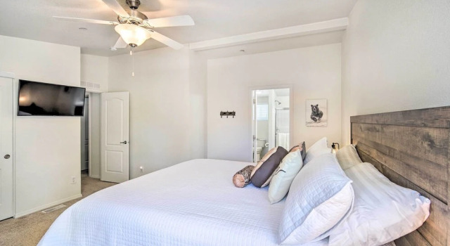 Beautiful Big Bear Home w/ Private Hot Tub!
