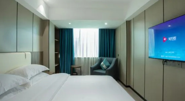 Двухместный люкс Business Education Hotel Guilin