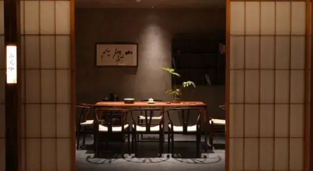Qianmichunshan Homestay, Забронировать Отель Отели Цзуньи с парковкой, Парковка