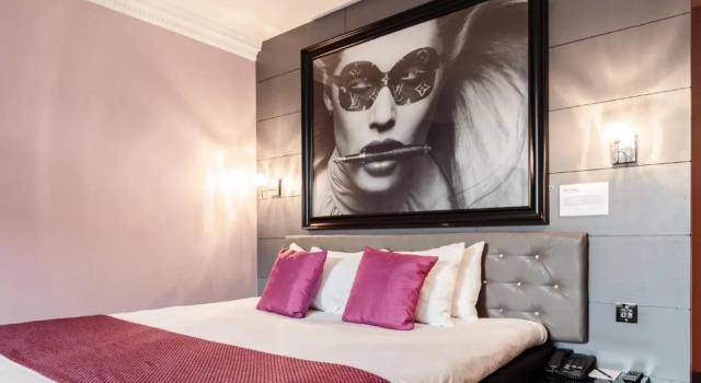 Номер Deluxe Angels Share Hotel