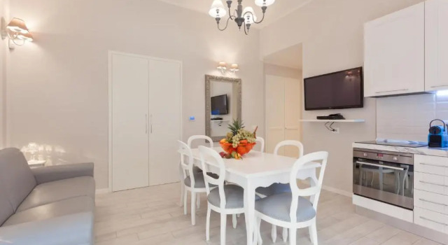 Апартаменты с 3 комнатами Home Holidays Rome - 3 deluxe apartments in Vatican area