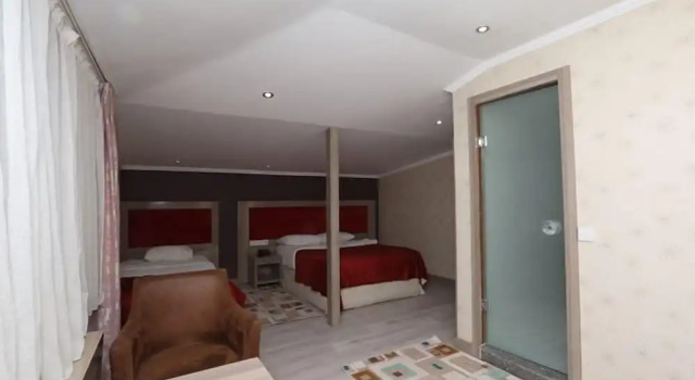 Трёхместный номер Standard с видом на море Mora Hotel