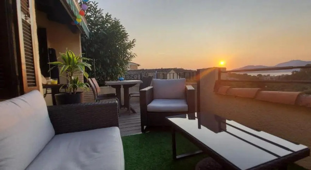 Porticcio Appartement 6 personnes terrasse avec vue imprenable Golfe d'Ajaccio et plage 800m, Varaa Huoneisto Ajaccio 