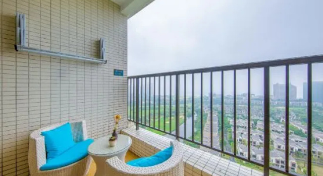 Люкс Luxury Amira Constellation Apartment (Yangjiang Hailing Island Poly Silver Beach)